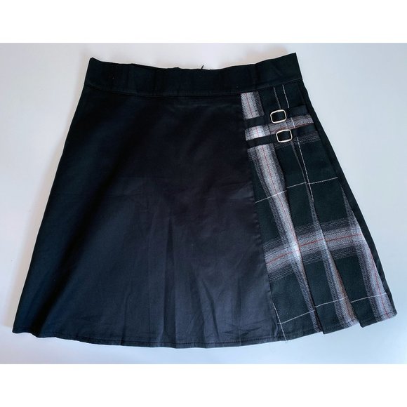 Schoolgirl Plaid Panel Mini Skirt - Picture 5 of 12